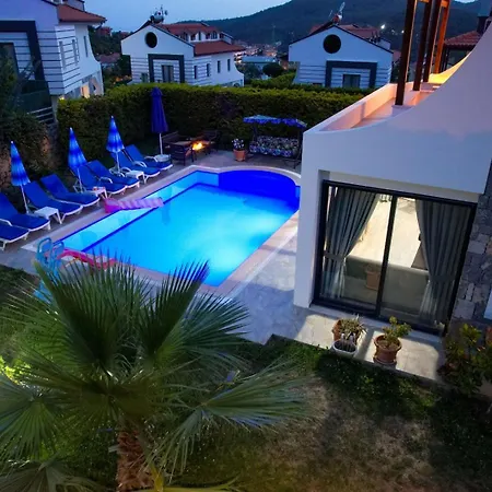 Lorenzo- 4 Bedroom In Hisaronu Вилла *