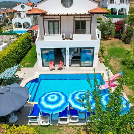 Lorenzo- 4 Bedroom In Hisaronu Вилла Фетхие
