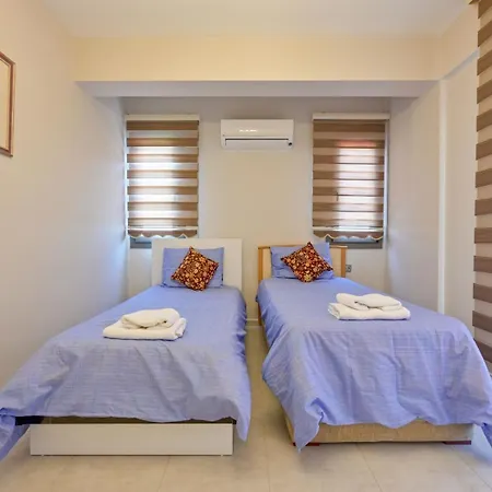 Lorenzo- 4 Bedroom In Hisaronu Вилла