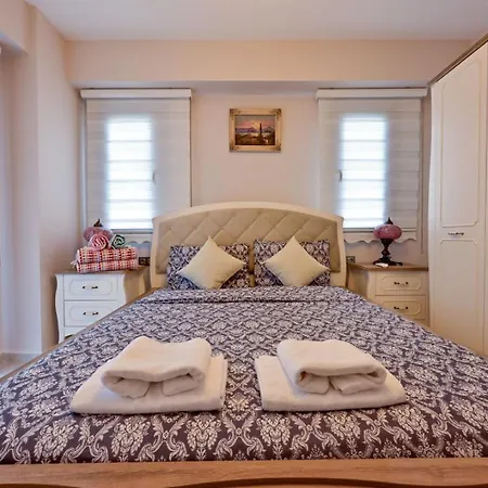 Вилла Lorenzo- 4 Bedroom In Hisaronu