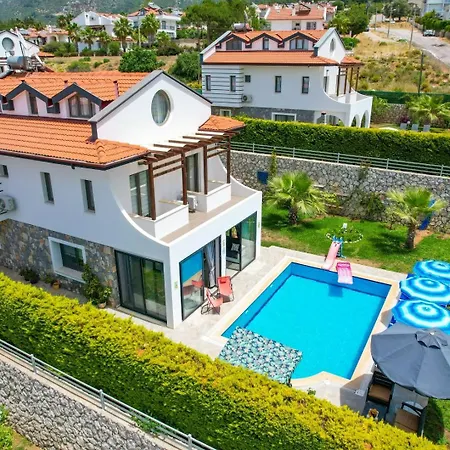 Lorenzo- 4 Bedroom In Hisaronu Вилла *