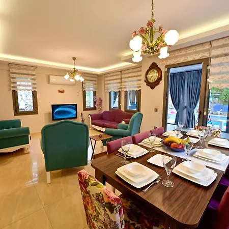 Вилла Lorenzo- 4 Bedroom In Hisaronu Фетхие