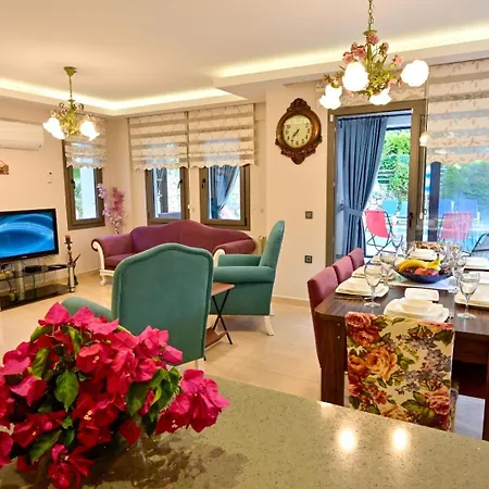 Lorenzo- 4 Bedroom In Hisaronu Вилла *