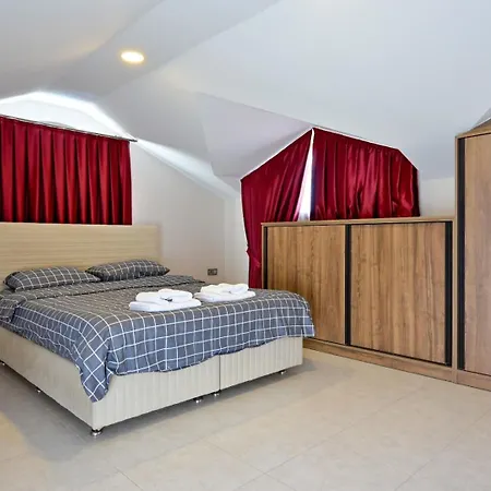 Lorenzo- 4 Bedroom In Hisaronu * Фетхие