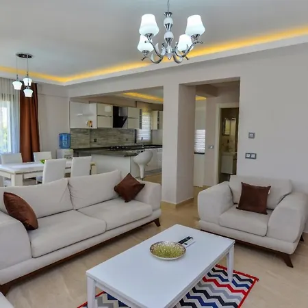 Lorenzo- 4 Bedroom Holiday Villa In Hisaronu Villa *
