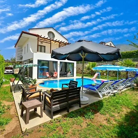 Lorenzo- 4 Bedroom Holiday Villa In Hisaronu * Fethiye