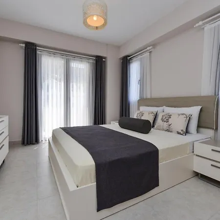 Lorenzo- 4 Bedroom Holiday Villa In Hisaronu Fethiye